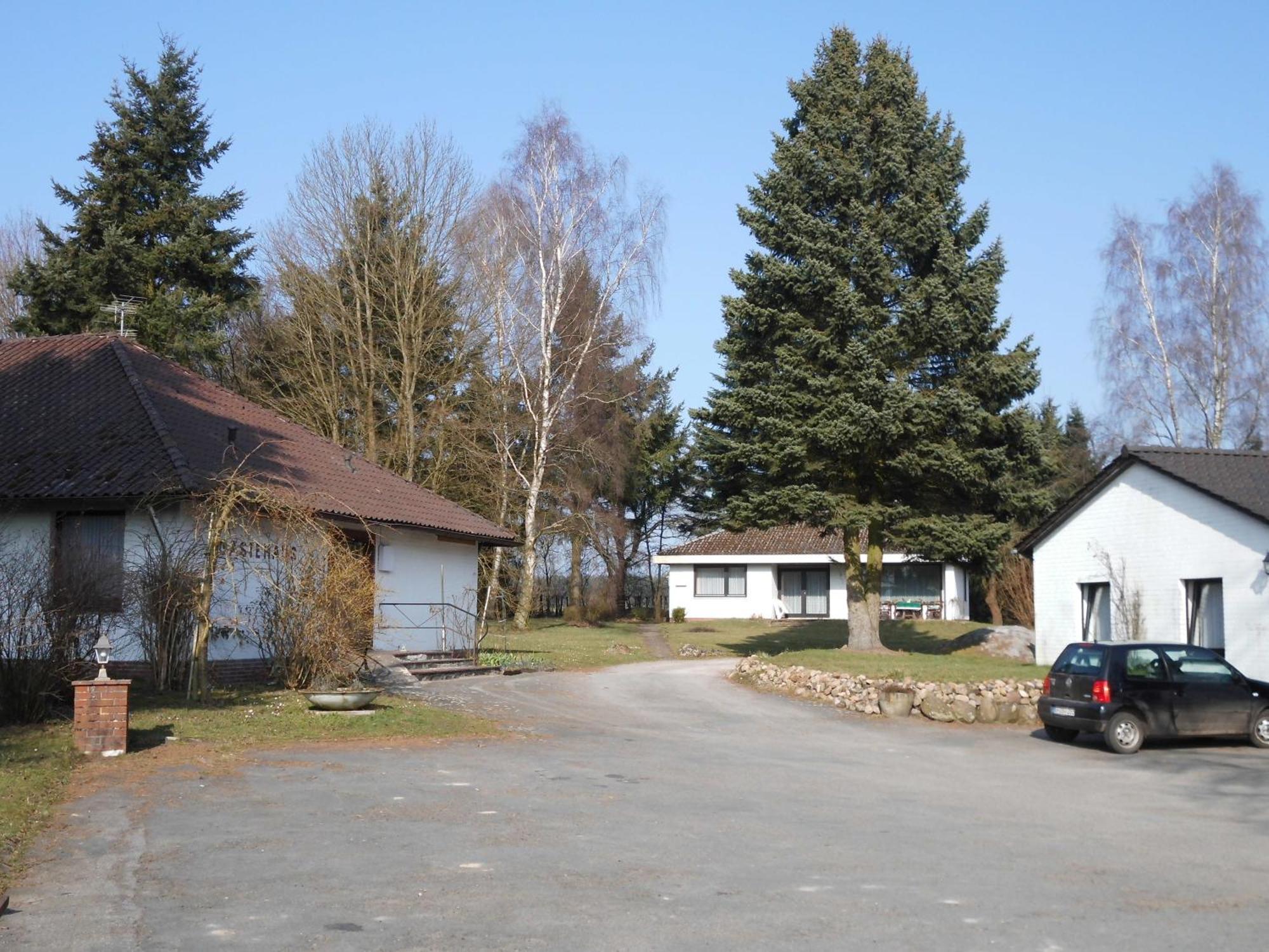 Land Gut Hotel Dierks Repke Extérieur photo