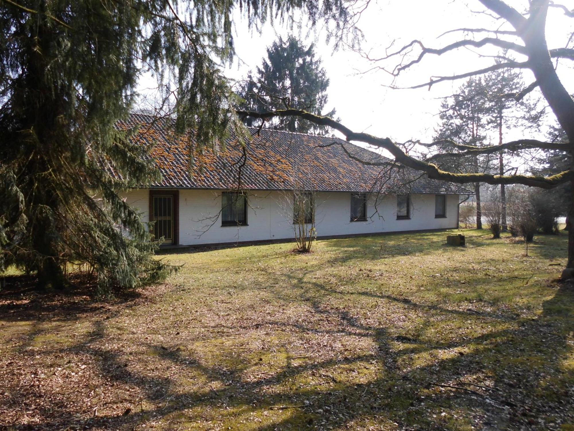 Land Gut Hotel Dierks Repke Extérieur photo